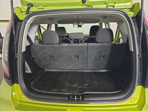 Used 2018 Kia Soul FWD image 24