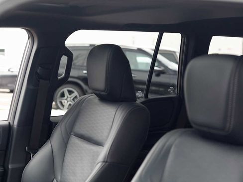 Used 2025 Toyota Land Cruiser image 22