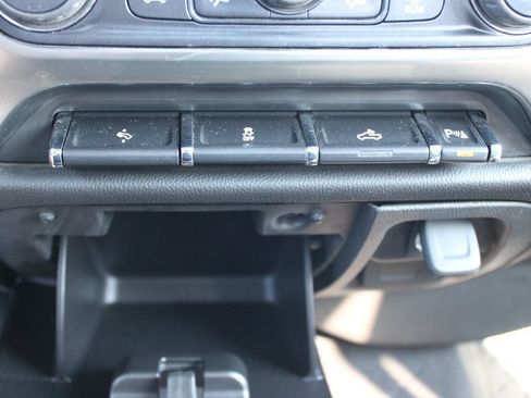 Used 2018 Chevrolet Silverado 1500 LT w/ Texas Edition RWD image 47