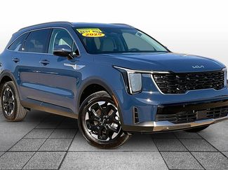 Used 2025 Kia Sorento S video 2