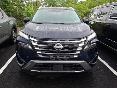 Certified 2026 Nissan Rogue SL AWD/4WD image 2