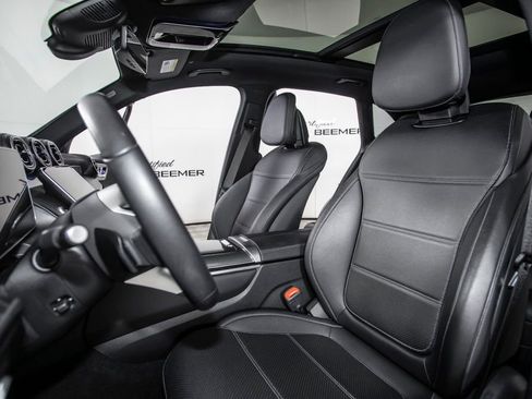 Used 2023 Mercedes-Benz GLC 300 w/ Exclusive Trim Package image 15