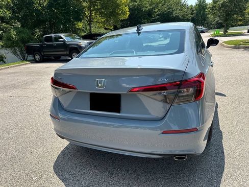 Used 2022 Honda Civic Sport image 3