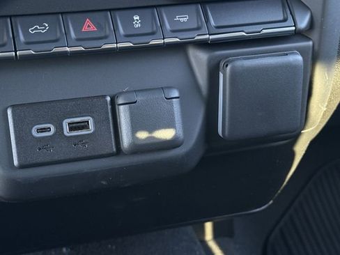 New 2026 Chevrolet Silverado 1500 Custom image 18