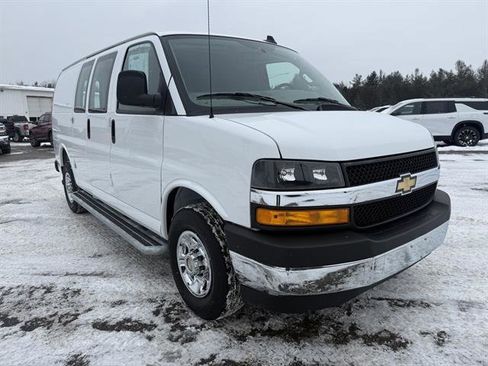 Used 2024 Chevrolet Express 2500 w/ Driver Convenience Package image 6