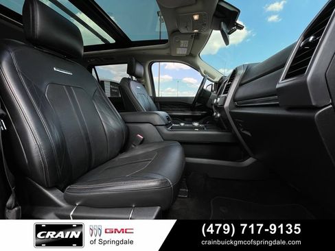 Used 2018 Ford Expedition Max Platinum AWD/4WD image 31