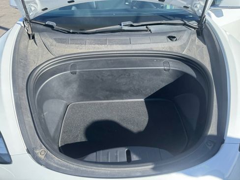 Used 2019 Tesla Model 3 Mid Range image 19