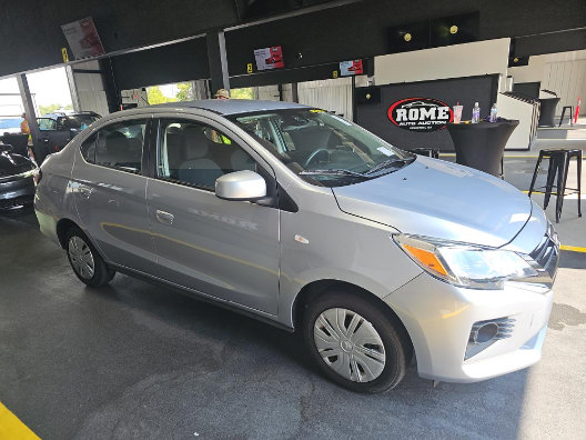 Used 2024 Mitsubishi Mirage G4 ES FWD image 3