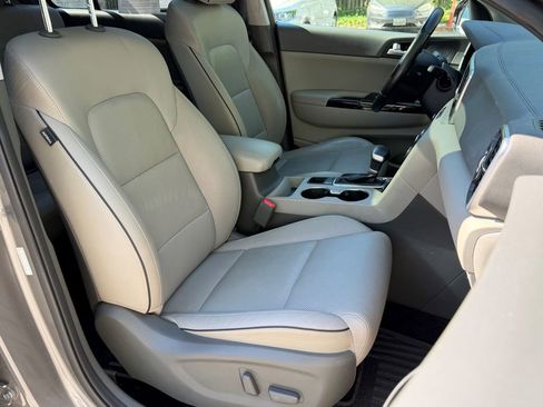 Used 2018 Kia Sportage EX w/ EX Technology Package FWD image 11