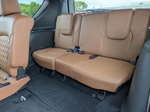 Used 2024 INFINITI QX80 Sensory w/ Cargo Package AWD/4WD image 36