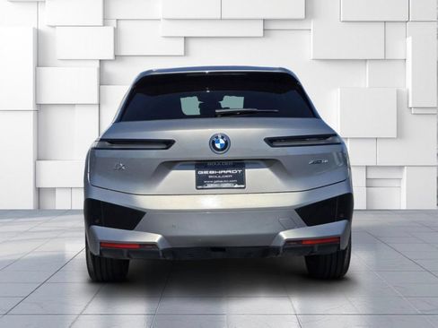 Used 2023 BMW iX xDrive50 w/ Premium Package AWD/4WD image 6