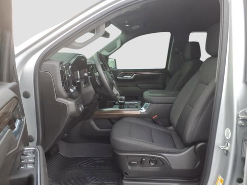 Used 2022 Chevrolet Silverado 1500 RST w/ Convenience Package II image 19