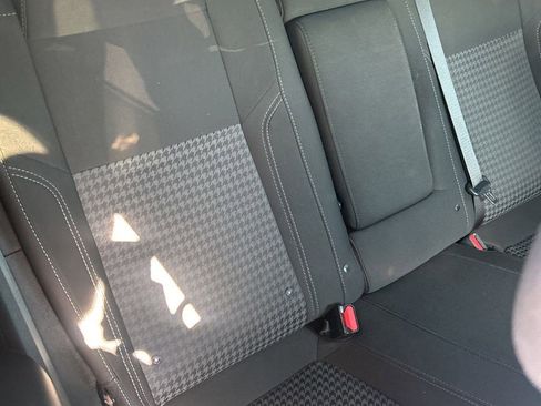 Used 2023 Dodge Challenger SXT image 11