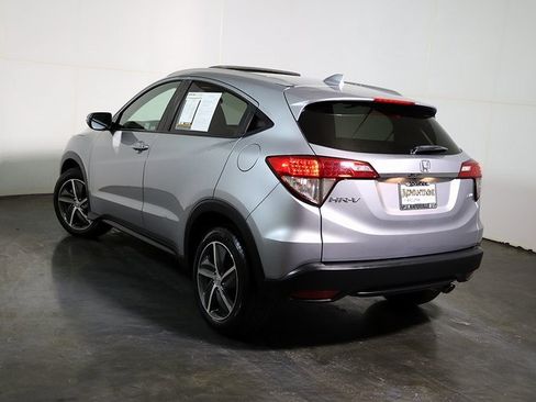 Used 2022 Honda HR-V EX image 2