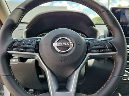 Certified 2025 Nissan Altima 2.5 SR w/ SR Premium Package FWD image 22