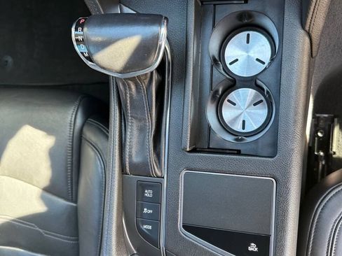 Used 2018 Cadillac CT6 Luxury AWD/4WD image 9