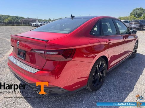 Used 2023 Volkswagen Jetta GLI Autobahn image 5