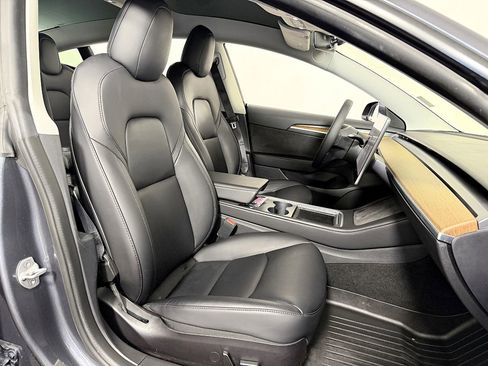 Used 2022 Tesla Model 3 Performance image 39