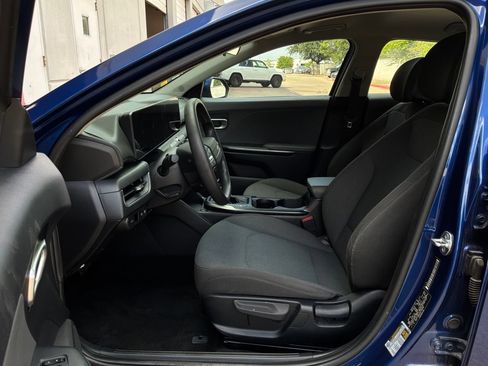 Used 2025 Kia K4 FWD image 10