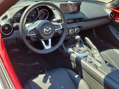 New 2026 MAZDA MX-5 Miata Grand Touring RWD image 15