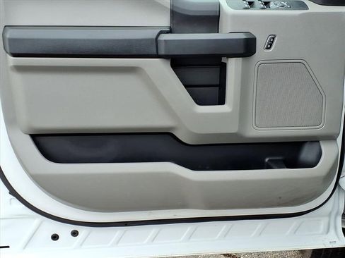 Used 2020 Ford F250 XL w/ Power Equipment Group image 14