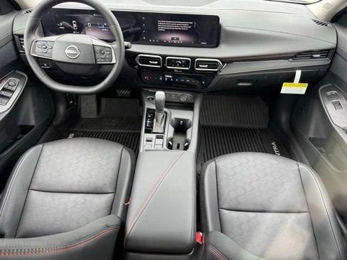 New 2026 Nissan Sentra SR w/ SR Premium Package FWD image 27