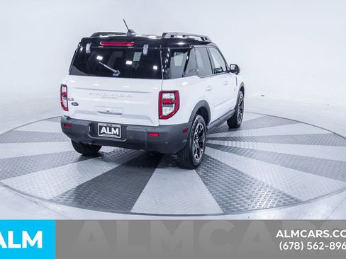 Used 2025 Ford Bronco Sport Outer Banks w/ Outer Banks Tech Package+ AWD/4WD image 9