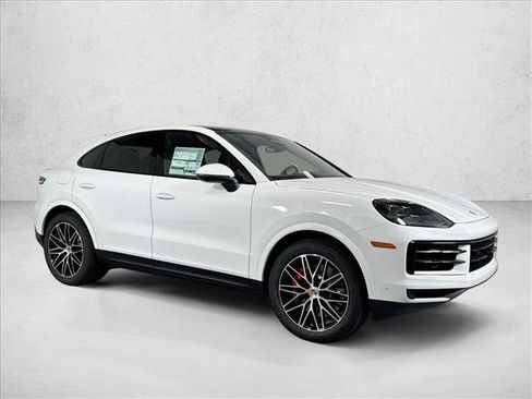 Used 2026 Porsche Cayenne S AWD/4WD image 7