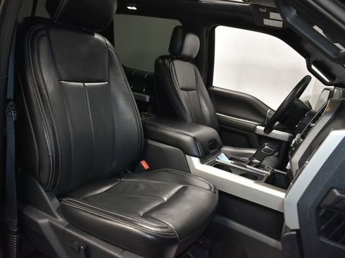 Used 2020 Ford F150 Lariat w/ Equipment Group 502A Luxury AWD/4WD image 33