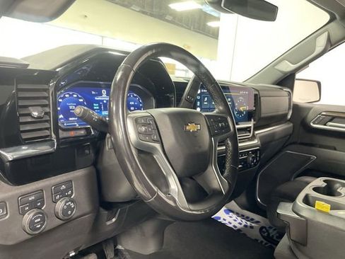 Used 2022 Chevrolet Silverado 1500 LT image 14