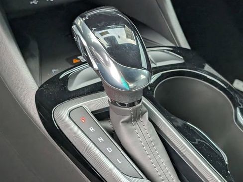 New 2026 Buick Envista Sport Touring w/ Convenience I Package FWD image 18