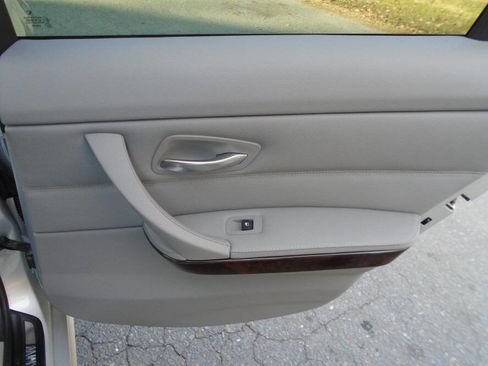 Used 2011 BMW 328i Sedan image 21