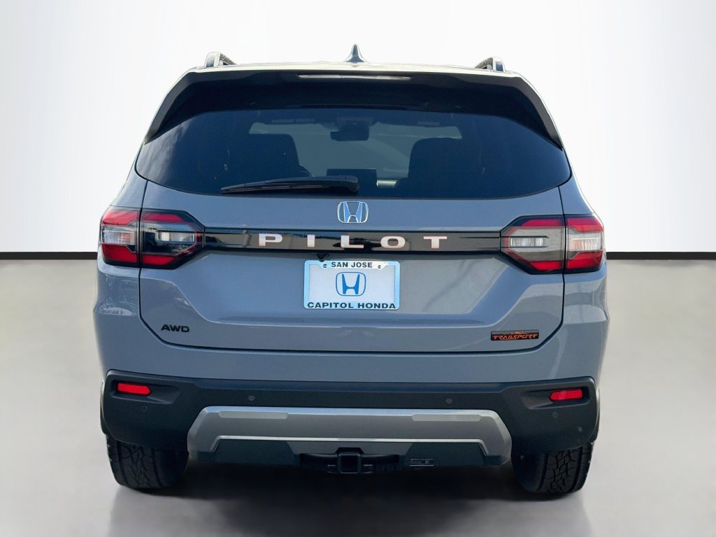 New 2026 Honda Pilot TrailSport image 5