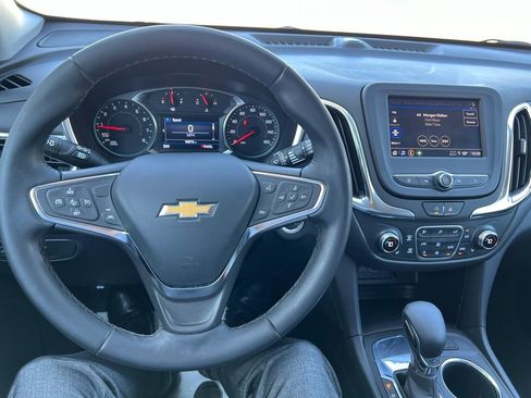Used 2024 Chevrolet Equinox LT FWD image 30