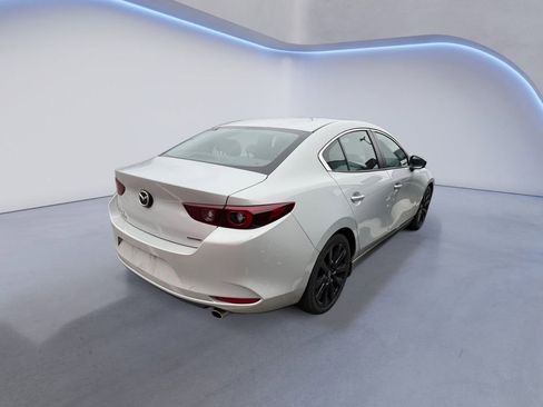 Used 2024 MAZDA MAZDA3 s image 4