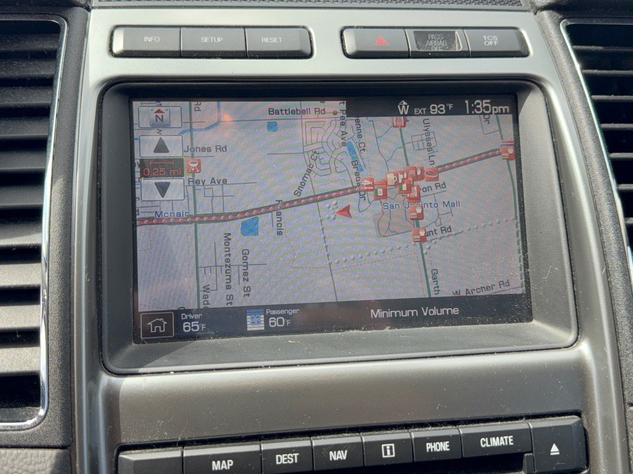Used 2011 Ford Taurus Limited w/ 303A Rapid Spec Order Code FWD image 23
