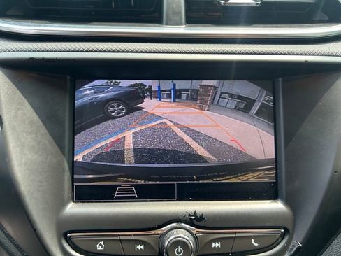 Used 2023 Chevrolet TrailBlazer LT image 17