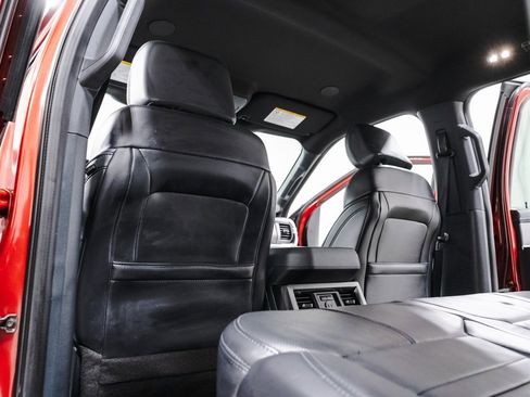 Used 2025 Ford F250 Platinum w/ FX4 Off-Road Package image 32