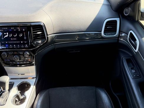 Used 2020 Jeep Grand Cherokee SRT image 10