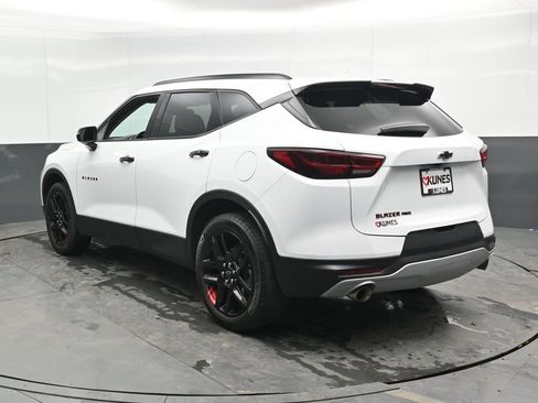 Used 2023 Chevrolet Blazer LT AWD/4WD image 11