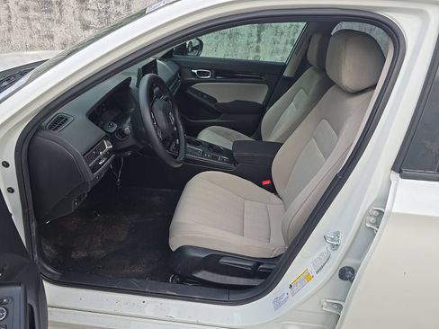 Used 2024 Honda Civic EX image 8
