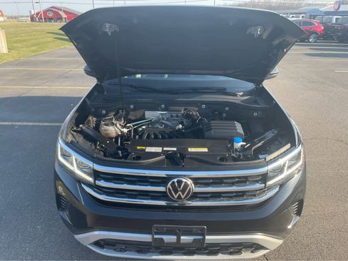 Used 2023 Volkswagen Atlas Cross Sport SEL image 30