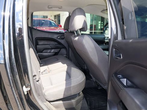 Used 2018 Chevrolet Colorado LT w/ Redline Special Edition AWD/4WD image 26