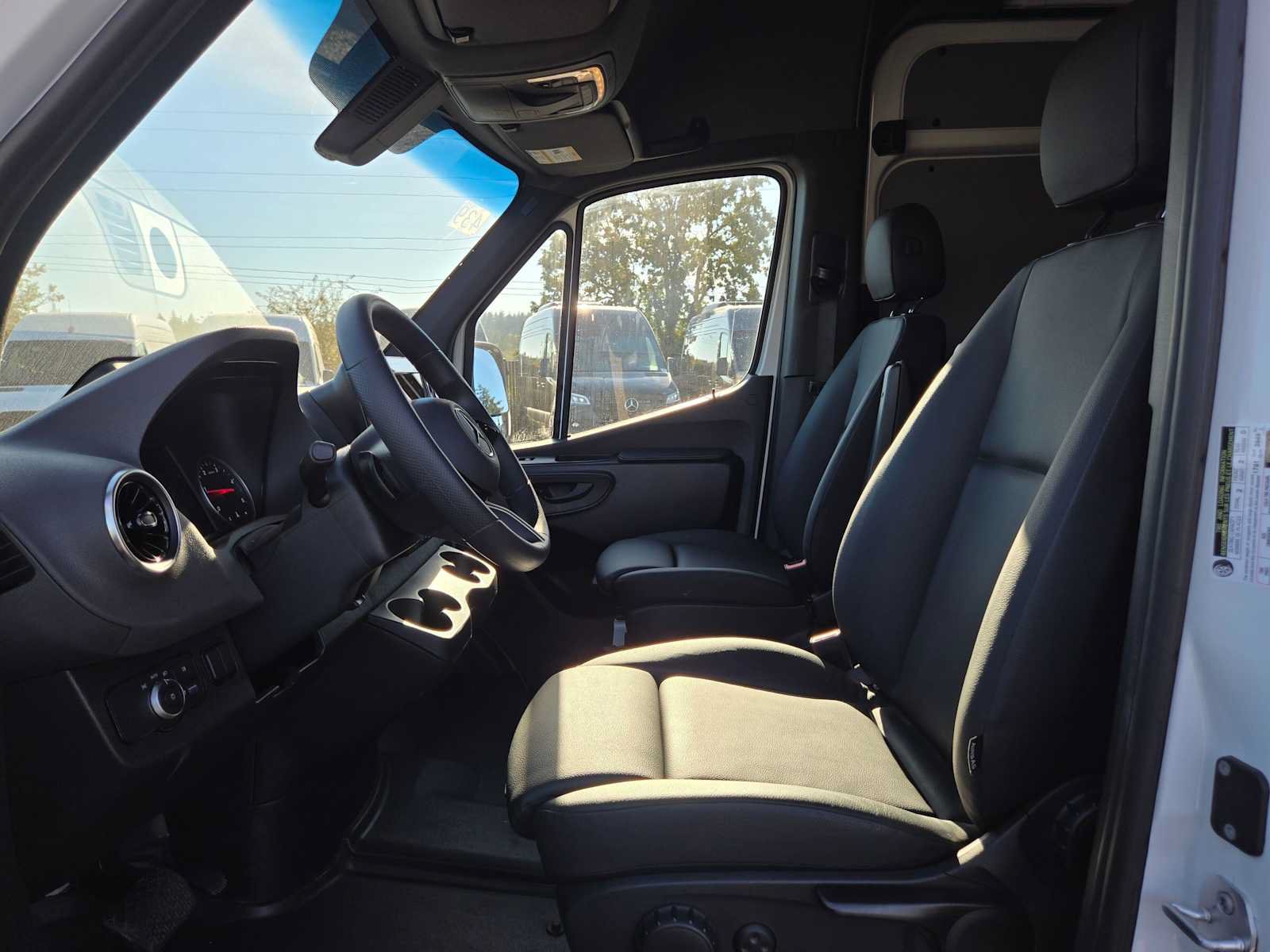 Used 2026 Mercedes-Benz Sprinter 2500 image 21