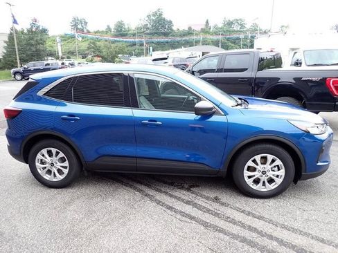 Certified 2023 Ford Escape Active w/ Tech Pack #1 FWD image 9