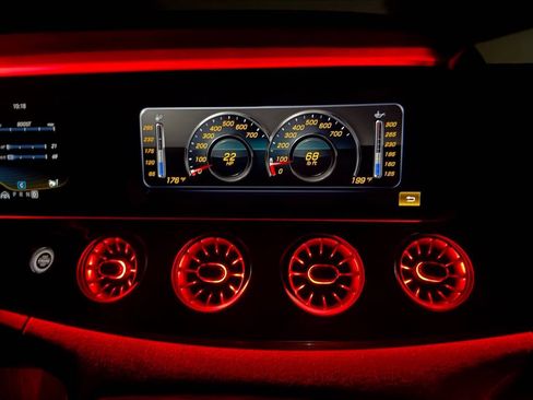 Used 2020 Mercedes-Benz AMG GT 63 w/ Driver Assistance Package image 66