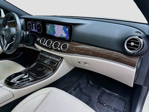 Used 2020 Mercedes-Benz E 450 4MATIC Sedan image 30