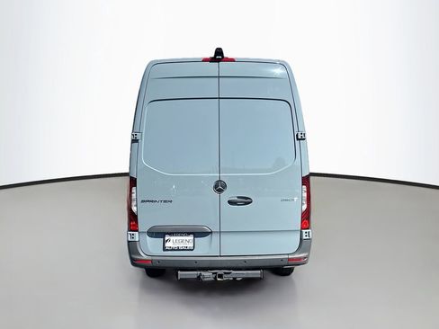Used 2024 Mercedes-Benz Sprinter 2500 image 7