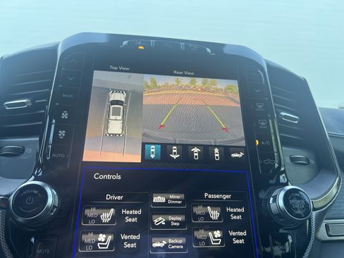 Used 2019 RAM 1500 Limited AWD/4WD image 14