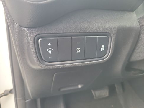 Used 2020 Kia Soul LX FWD image 21